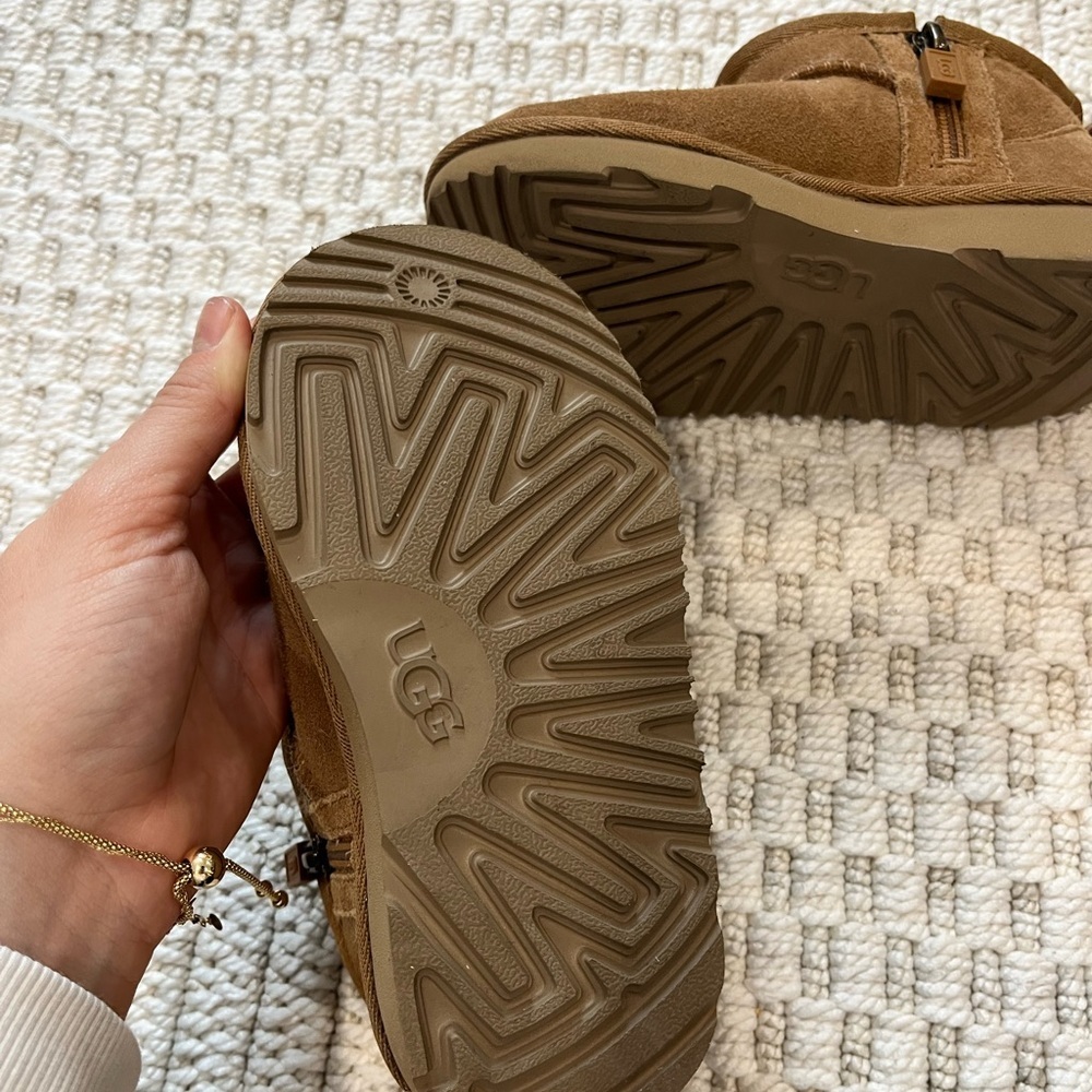 UGG Toddlers Classic Ultra Mini Boots in Chestnut - Picture 5 of 6